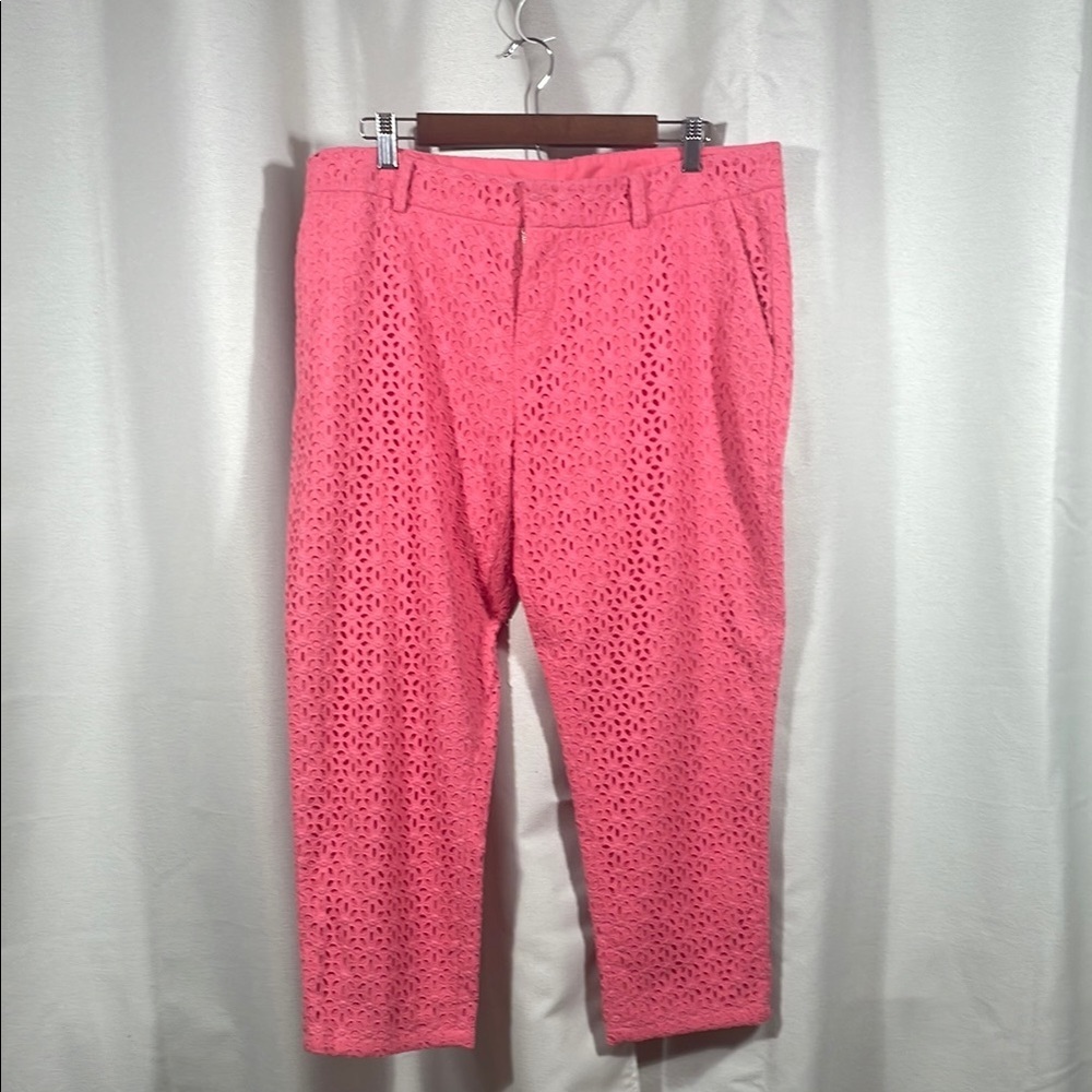 Garnet Hill Pink eyelet lace capris Pants